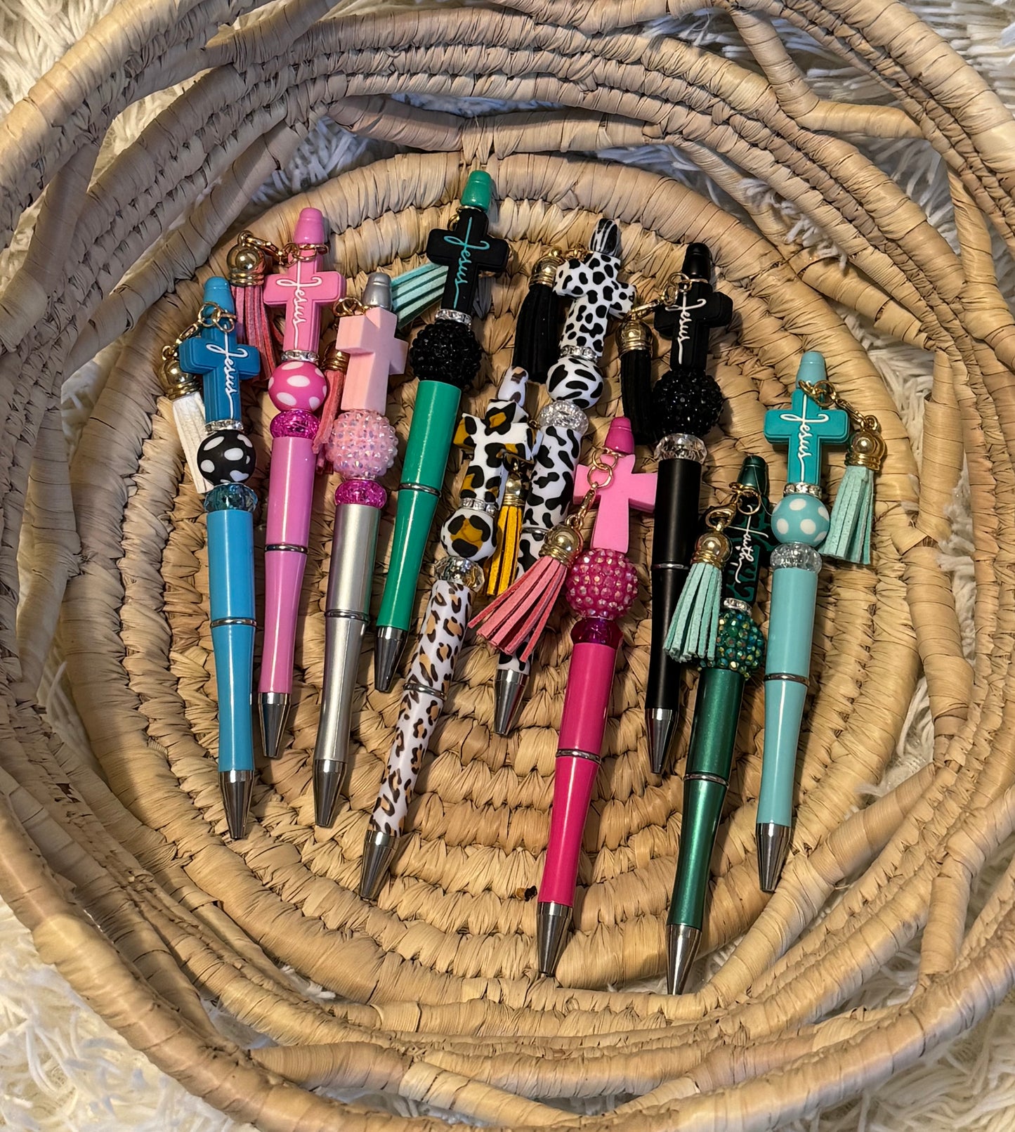 Black ink focal pen w/ cross and tassel