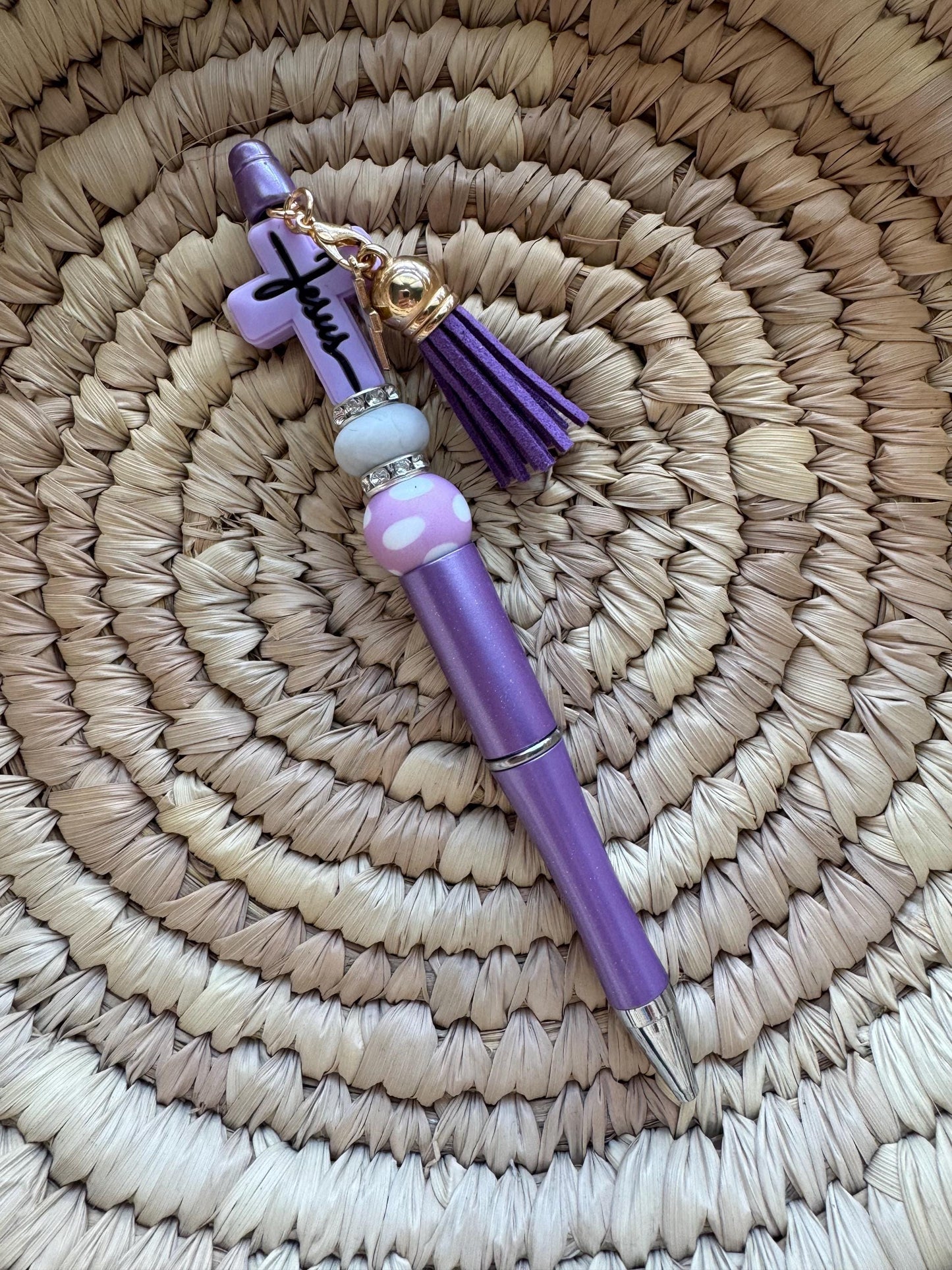 Black ink focal pen w/ cross Jesus focal, tassel & little cross