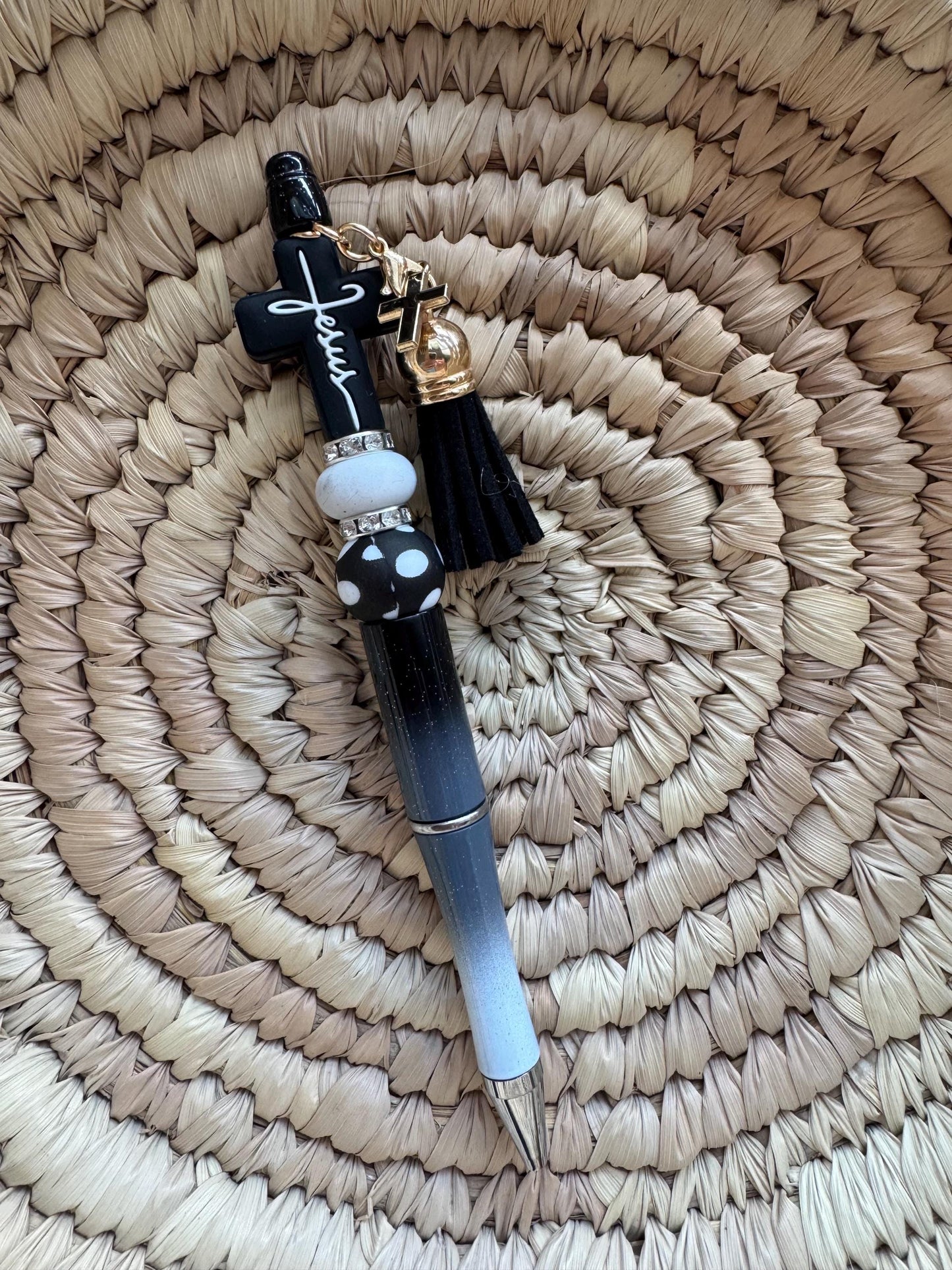 Black ink focal pen w/ cross Jesus focal, tassel & little cross